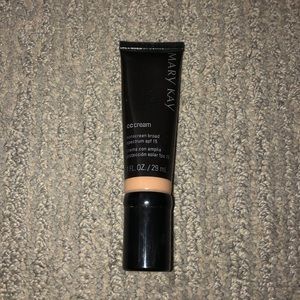 Mary Kay cc cream